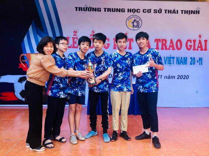 Lễ tổng kết và trao giải bóng đá chào mừng ngày Nhà giáo Việt Nam 20/11