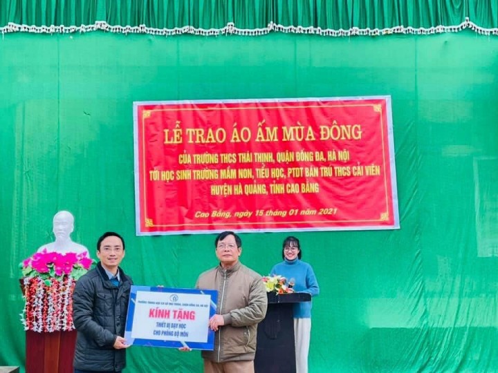 CHƯƠNG TRÌNH “ÁO ẤM MÙA ĐÔNG” LẦN THỨ 9