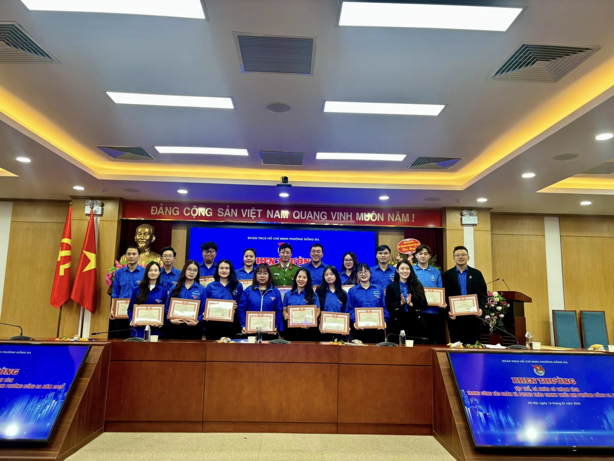 CHÚC MỪNG THÀNH TÍCH XUẤT SẮC CỦA TRƯỜNG THCS THÁI THỊNH TRONG CÔNG TÁC ĐOÀN VÀ PHONG TRÀO THIẾU NHI NĂM 2025