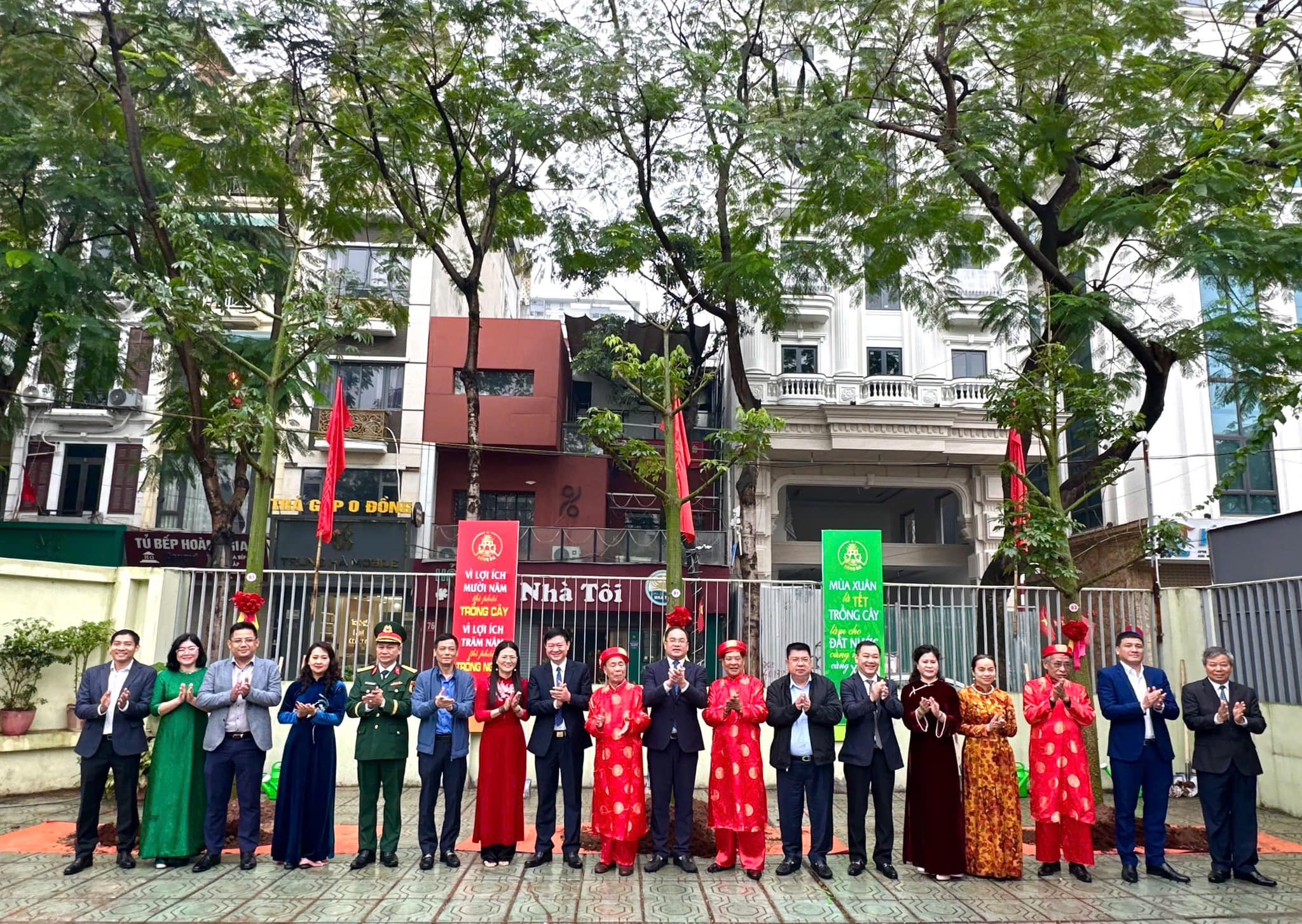 TRƯỜNG THCS THÁI THỊNH HƯỞNG ỨNG “TẾT TRỒNG CÂY ĐỜI ĐỜI NHỚ ƠN BÁC HỒ” XUÂN BÍNH NGỌ 2026