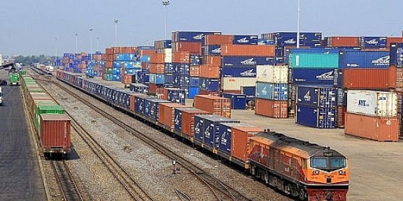 Bổ sung quy định chuyển cửa khẩu hàng nhập khẩu tại cảng cạn ICD Mỹ Đình và cảng cạn Long Biên