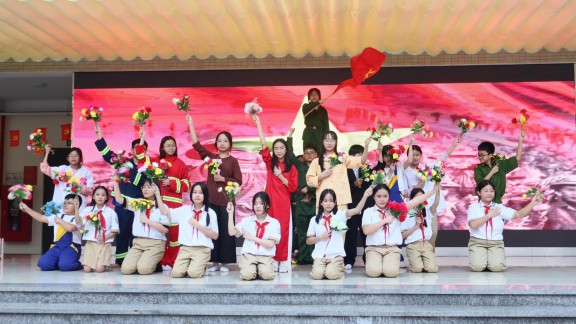 KHÚC HÁT NIỀM TIN DƯỚI CỜ ĐẢNG – CỜ TỔ QUỐC | KHỞI ĐẦU HỌC KỲ II ĐẦY KHÁT VỌNG