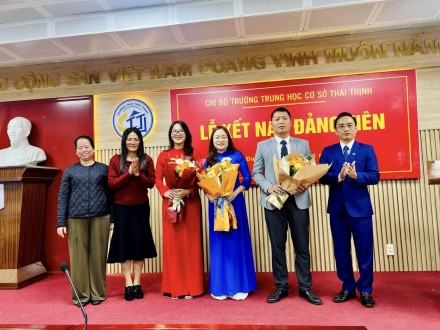 LỄ KẾT NẠP ĐẢNG VIÊN MỚI – NIỀM VINH DỰ, TRÁCH NHIỆM VÀ TỰ HÀO