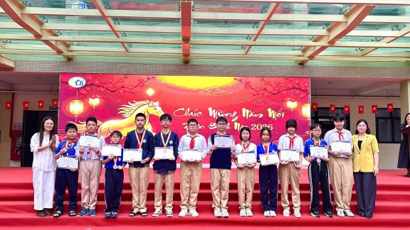 NỐI TIẾP KHÔNG KHÍ RỘN RÀNG KHỞI ĐỘNG XUÂN MỚI