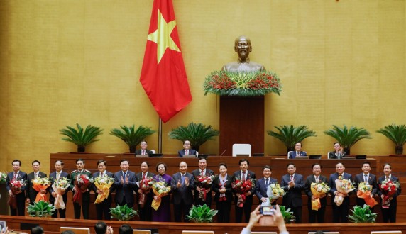 Quốc hội bầu ông Lê Văn Thành và ông Lê Minh Khái giữ chức vụ Phó Thủ tướng