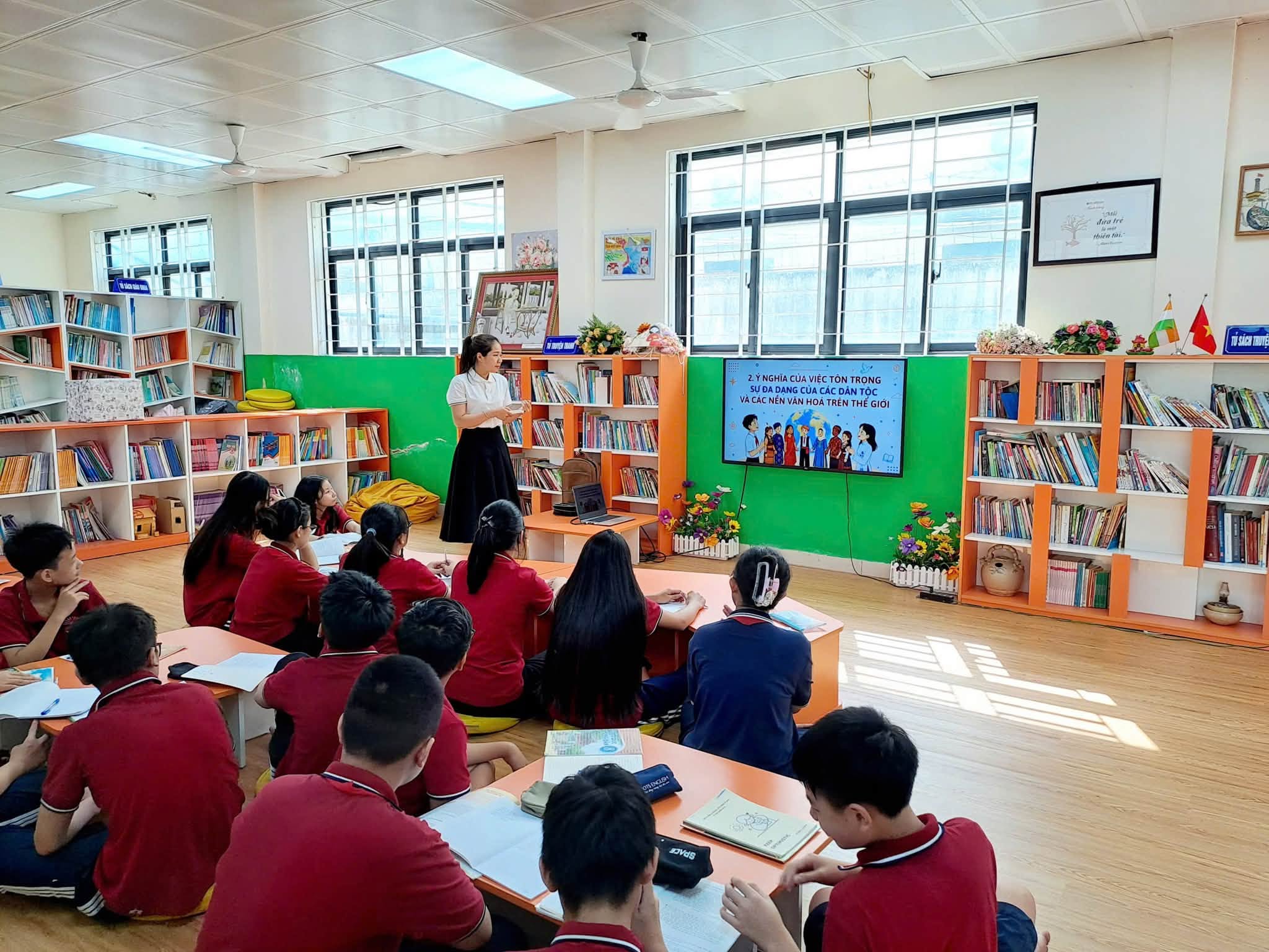 NHỮNG TIẾT HỌC ĐẦU TIÊN TRÊN THƯ VIỆN TẠI PHÂN HIỆU